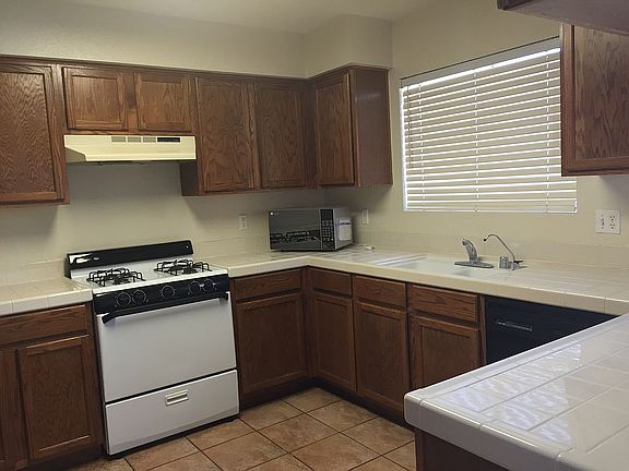 3rd image of 3321 Big Sandy Cir