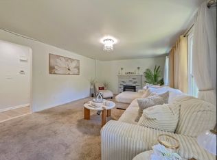 95 Autumn Dr, Northampton, MA 01062