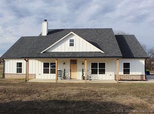 318 Twin Creeks Ln, Pryor, OK 74361