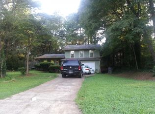 4023 McKinley Dr, Snellville, GA