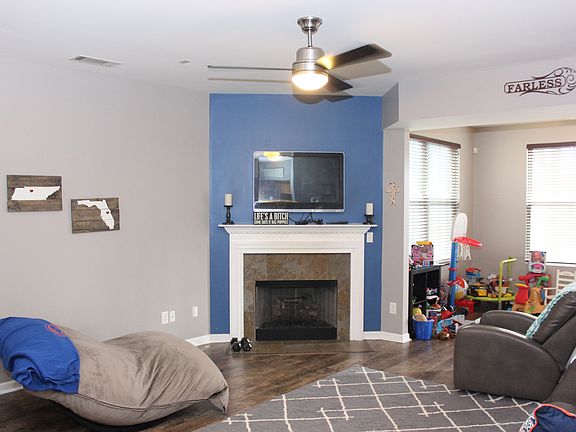 2nd image of 4314 Silver Oaks Dr