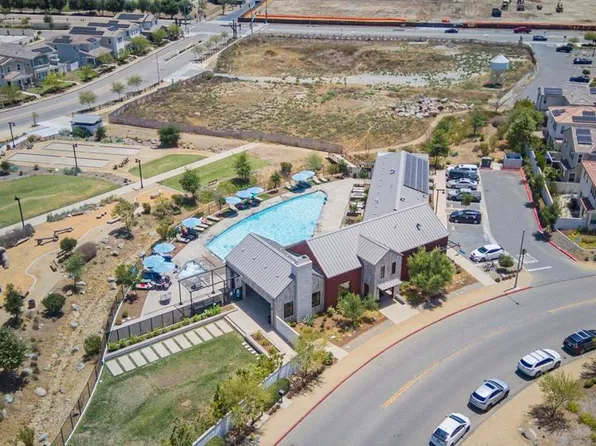 27717 Heritage Ln, Valley Center, CA 92082