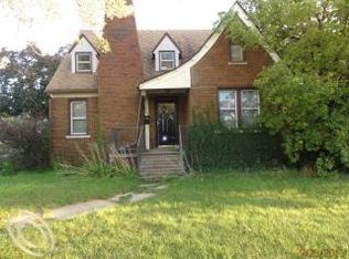 341 Elizabeth Lake Rd, Pontiac, MI 48341