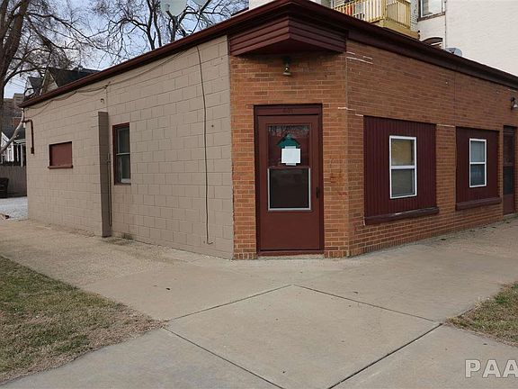 5th image of 601 NE Perry Ave