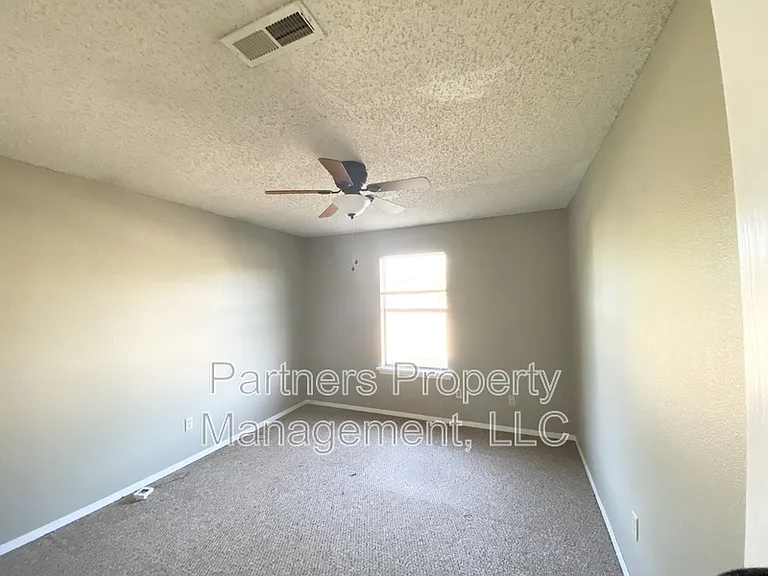 1659 N Dawn Dr #1 — Photo 10