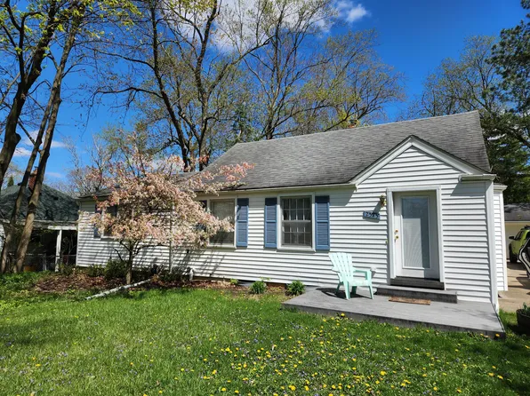 2545 Maplewood Ave, Ann Arbor, MI 48104