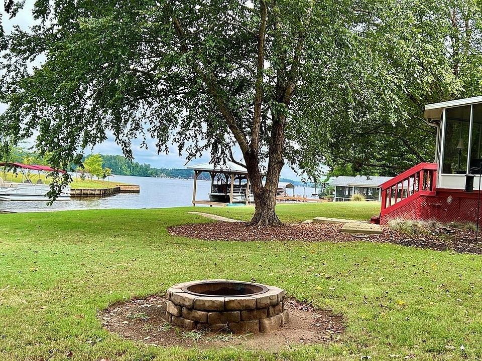 1st image of 57 Ridgewood Dr