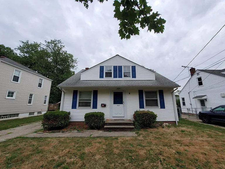 5451 Summit Rd — Photo 3