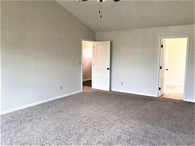 104 Brindlewood Dr — Photo 8