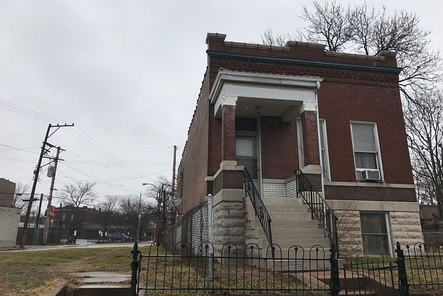2nd image of 4459 Swan Ave