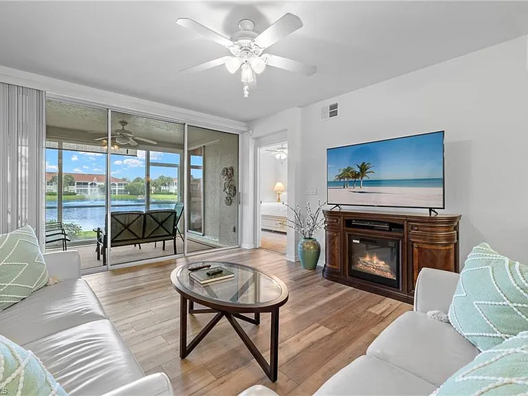23821 Marbella Bay Rd #102 — Photo 5