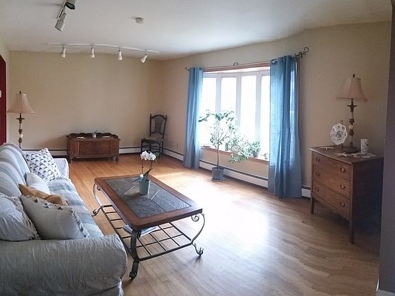 Living Room
						:
						Afternoon sunshine, hardwood floors