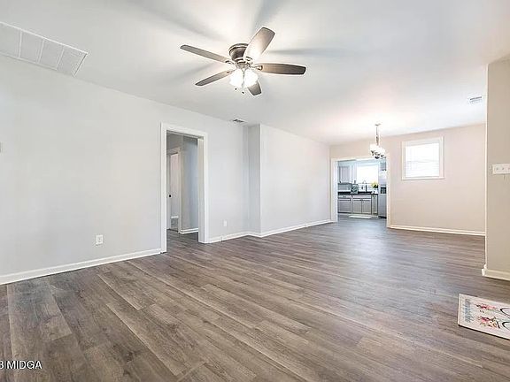 3rd image of 379 Rogers Ave #1