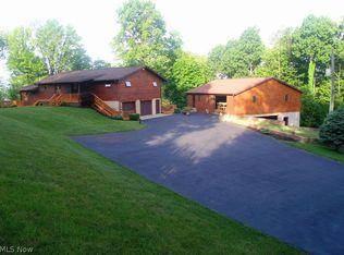 7501 Ridge Ave SW, East Sparta, OH 44626