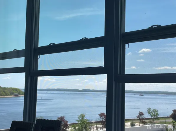 358 Rector St APT 707, Perth Amboy, NJ 08861