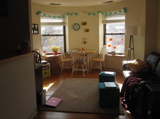 95 Gainsborough St APT 402, Boston, MA 02115