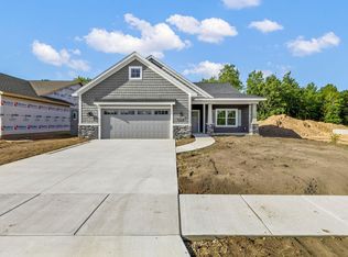 3121 Apple Ridge Ct, Midland, MI 48642