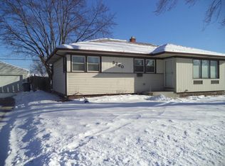 5260 N 103rd St, Milwaukee, WI 53225