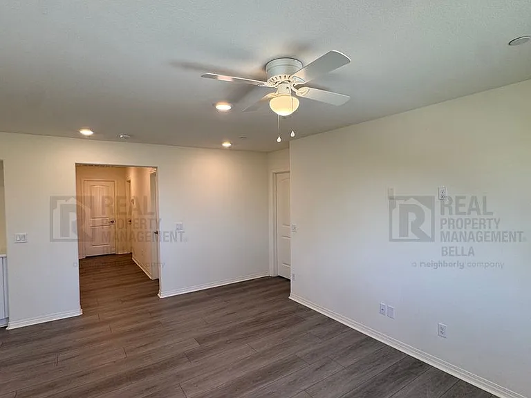 29261 Humboldt Ct — Photo 29