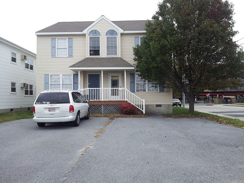 Front with Plenty of parking