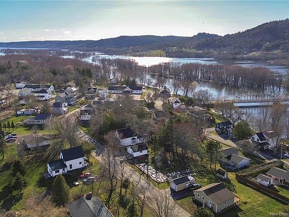 5th image of 31 Dutch Point Rd