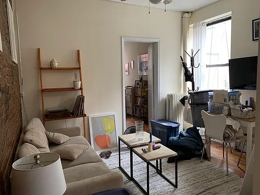 Rented by Mason Real Estate | media 22