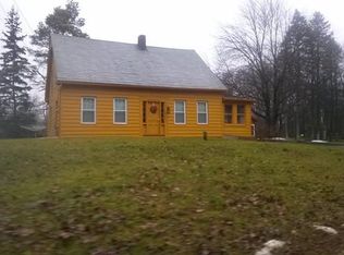 1018 Dunhamtown Rd, Brimfield, MA 01010