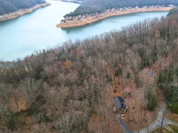 595 Campsite Rd, Mount Nebo, WV 26679