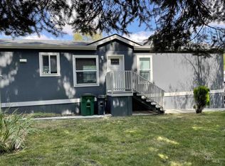 411 N Almon #402, Moscow, ID 83843