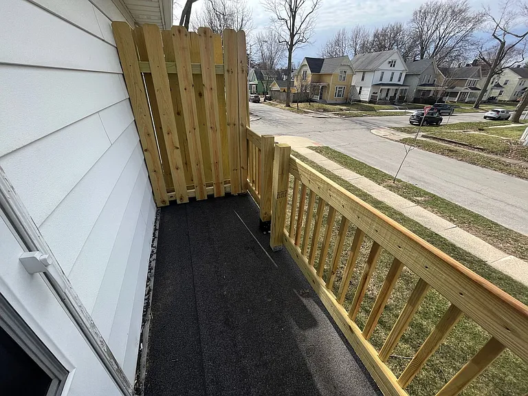 1105 Rivermet Ave — Photo 3