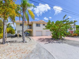 121 Gulf Winds Ln, Marathon, FL 33050