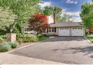 41 Ivy Ln W, East Windsor, NJ 08520