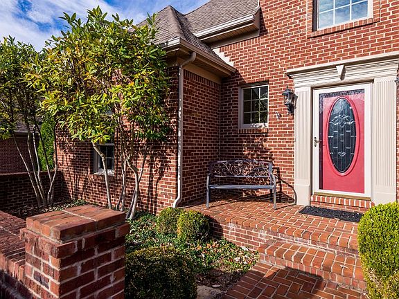 2nd image of 5037 Ivybridge Dr