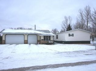 1012 12th Ave SE, Valley City, ND 58072