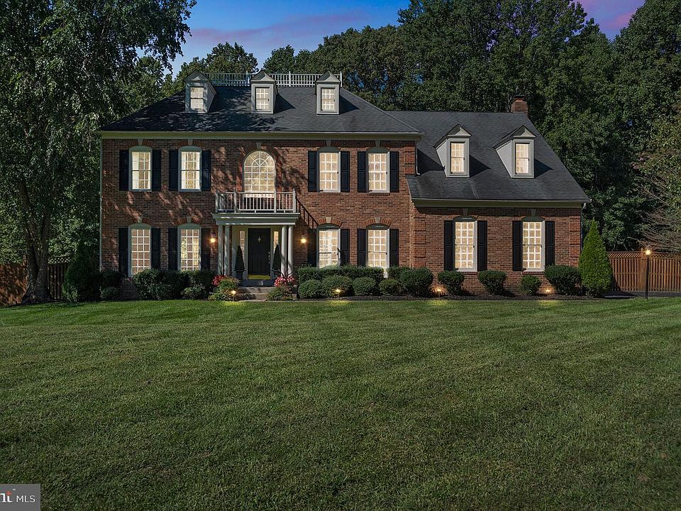 1st image of 3425 Blandford Way