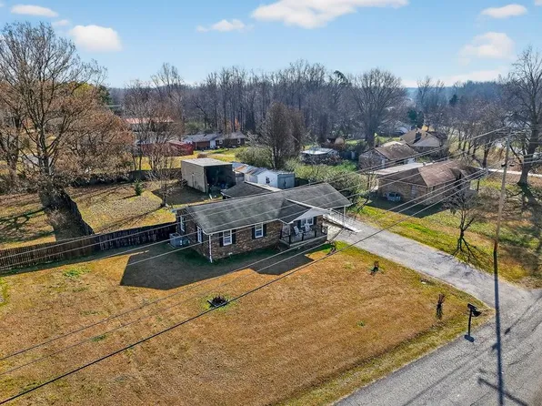 209 Pine Grove Rd, Smithville, TN 37166