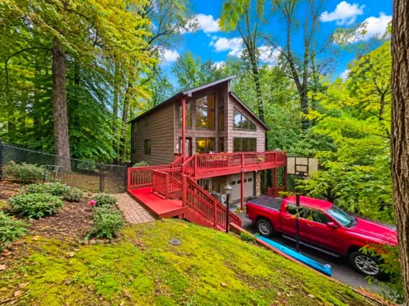 122 Rhododendron Trl, Beckley, WV 25801