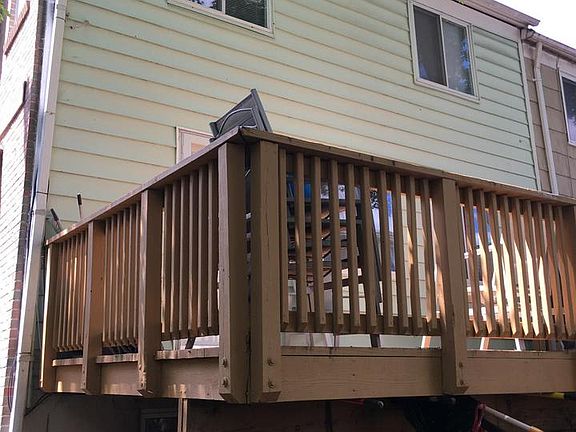 3rd image of 8057 Saint Annes Ct