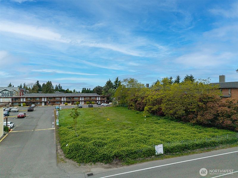 5th image of 3446 S 146th Street