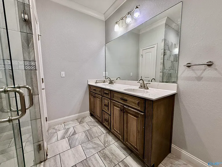 797 Thomas Ave — Photo 13