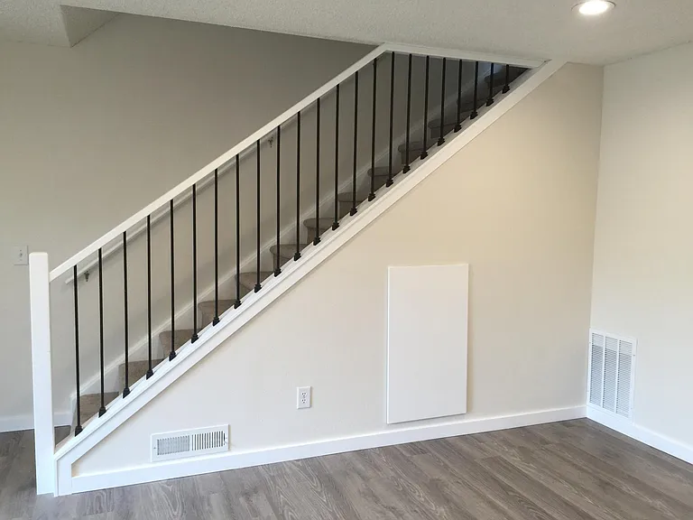 3250 Madison Ave — Photo 10