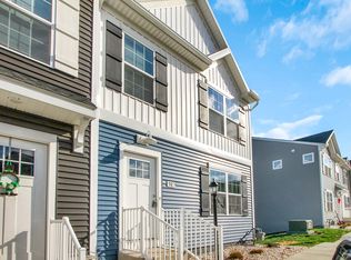 17 Overshot Ln #17, Gettysburg, PA 17325