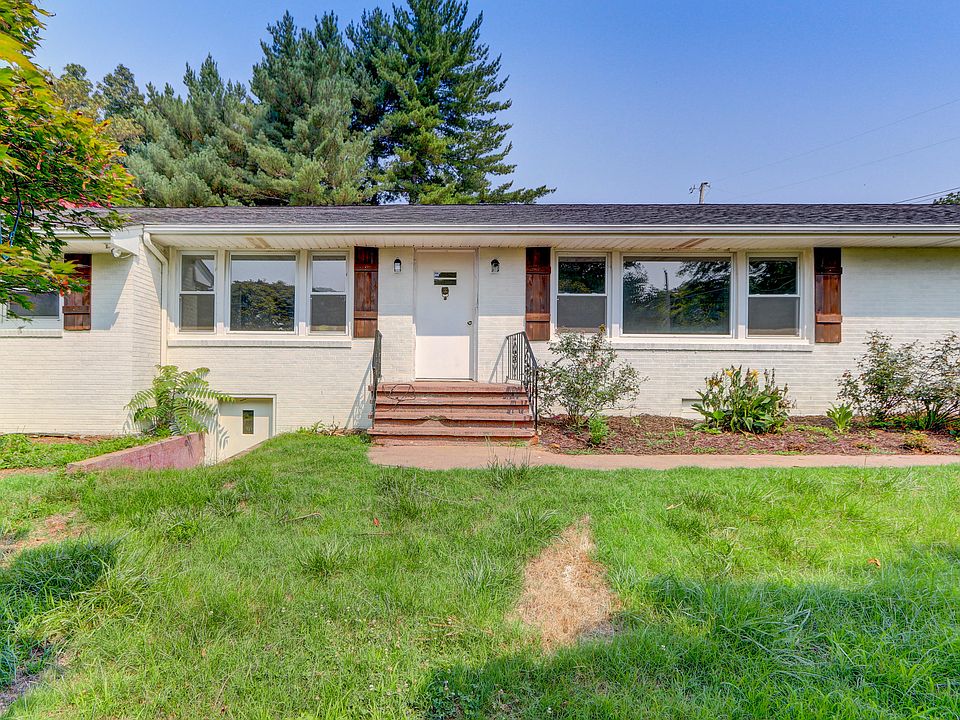 300 Highland Cir, Lenoir City, TN 37772 Zillow