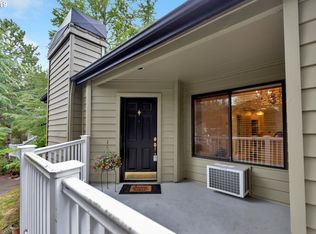 5054 Foothills Dr #65, Lake Oswego, OR