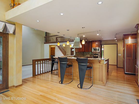 2nd image of 45 Rosewood Dr