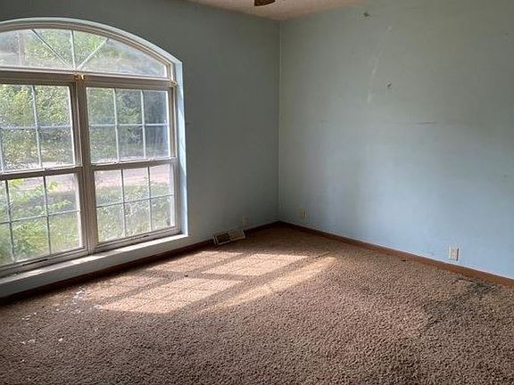 5th image of 3329 Cobb St