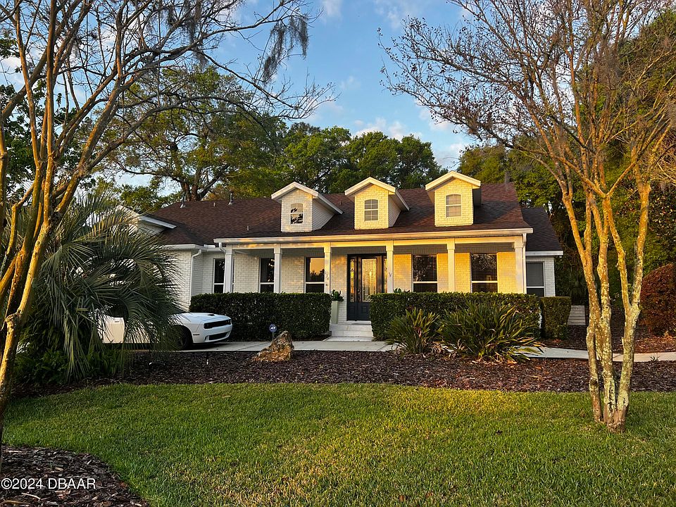1st image of 134 Crystal Oak Dr