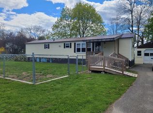 25 China Rd, Albion, ME 04910