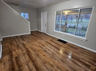 2072 Newton St, Akron, OH 44305
