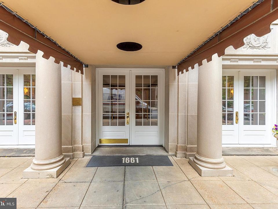 1st image of 1661 Crescent Pl NW APT 306
